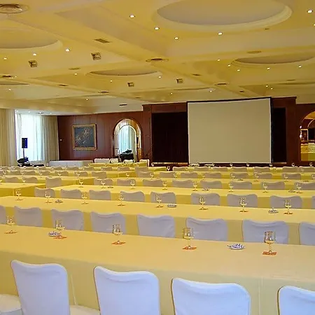 Crisol Regio Szálloda 4*